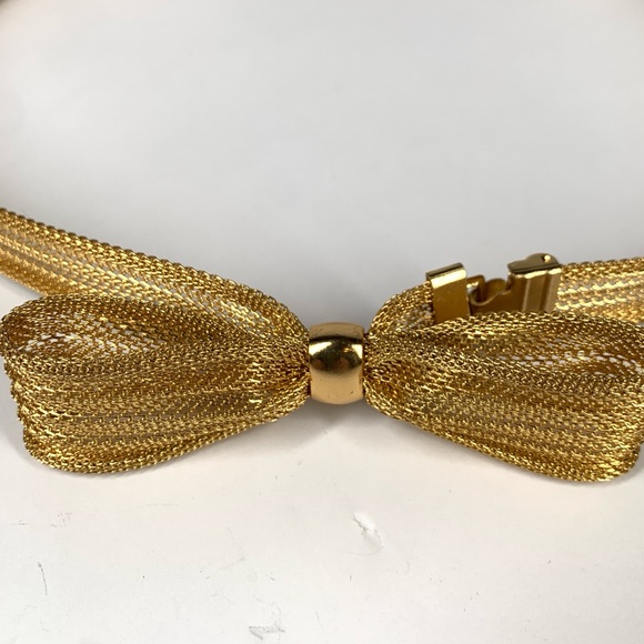 Vtg Women’s Belt Goldtone Metal Mesh with Bow Accent 23.5” Waist Non Adjustable - Picture 5 of 8